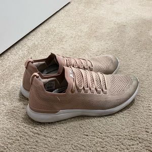 APL TechLoom Breeze Size 11